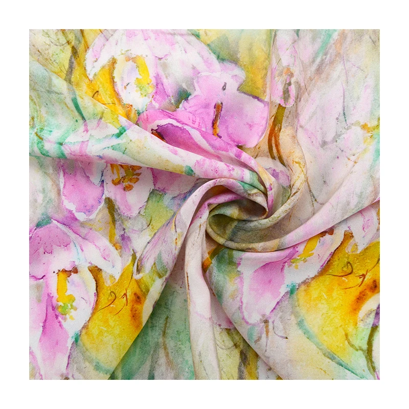 Ткань из вискозы с цветочным принтом