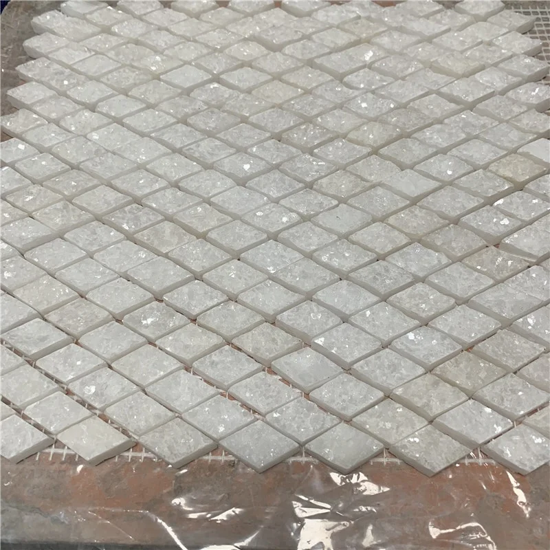 Ubin Mosaik Marmer Putih Kristal Murni dengan Permukaan Batu Alami Terbelah untuk Desain Dinding