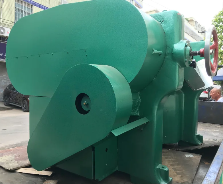 
 Тройная роликовая мельница для промышленности используется 3 три ролл мельница для большой емкости  