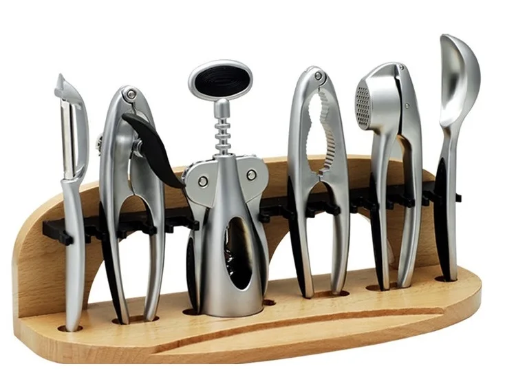 Luxury Kitchen Gadgets Set With Wine Opener,Nutcracker,Peeler,Garlic
