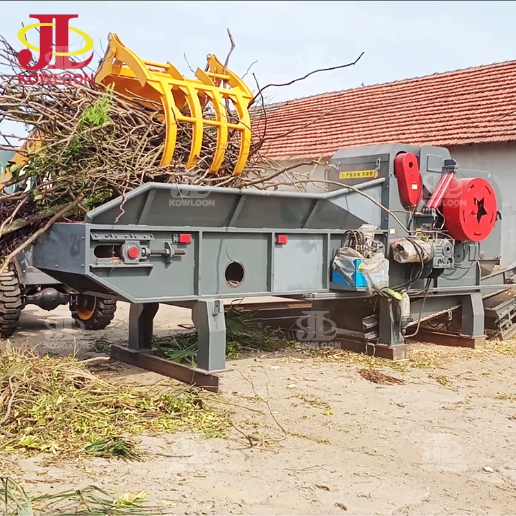 New Type 15 Tons Per Hour Forced Feeding System Stationary / Portable Drum Wood Chipper