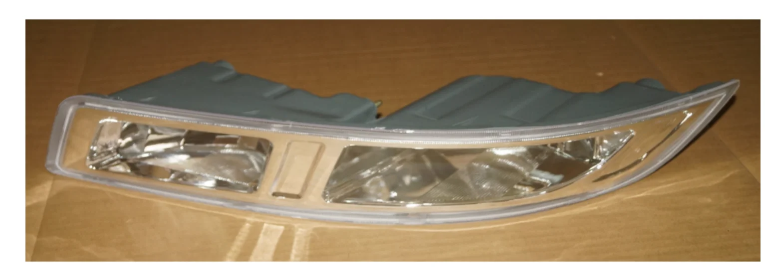 B6150-95F0B & B6150-95F0D Auto Parts - Fog Lamp for Nissan Sunny B10
