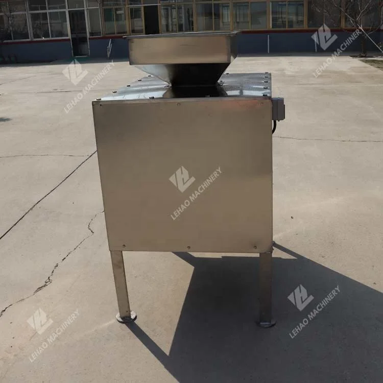 Дешевая Высокая эффективность Простота в эксплуатации машина для удаления миндаля для разбивания орехов фундук орех машина для раздавливания миндаля линия