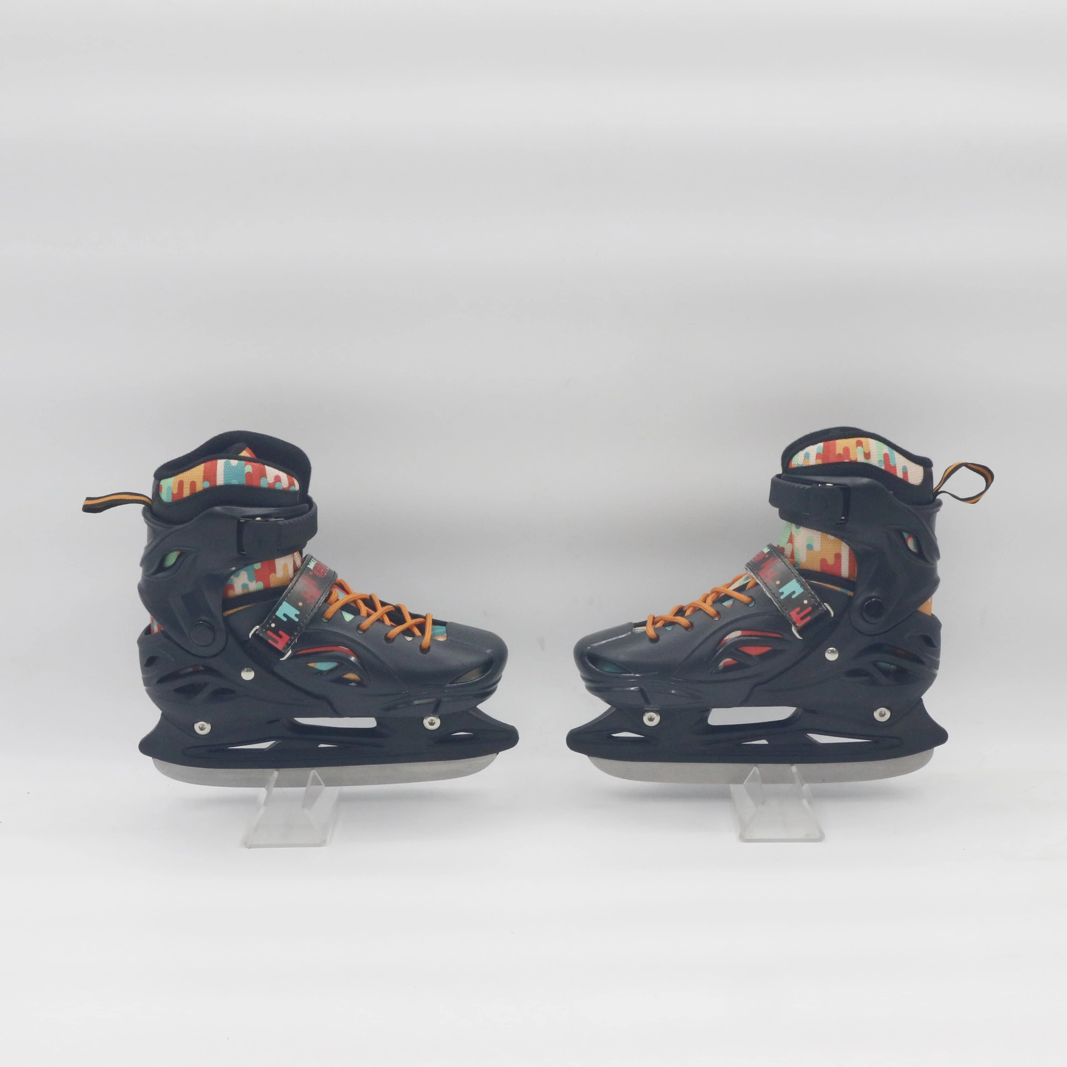 Yijiu Professional Level Mini Vapor Outdoor Ice Skates Flashing Roller  Skate Shoes Durable PU Material with PVC Outsole on Sale