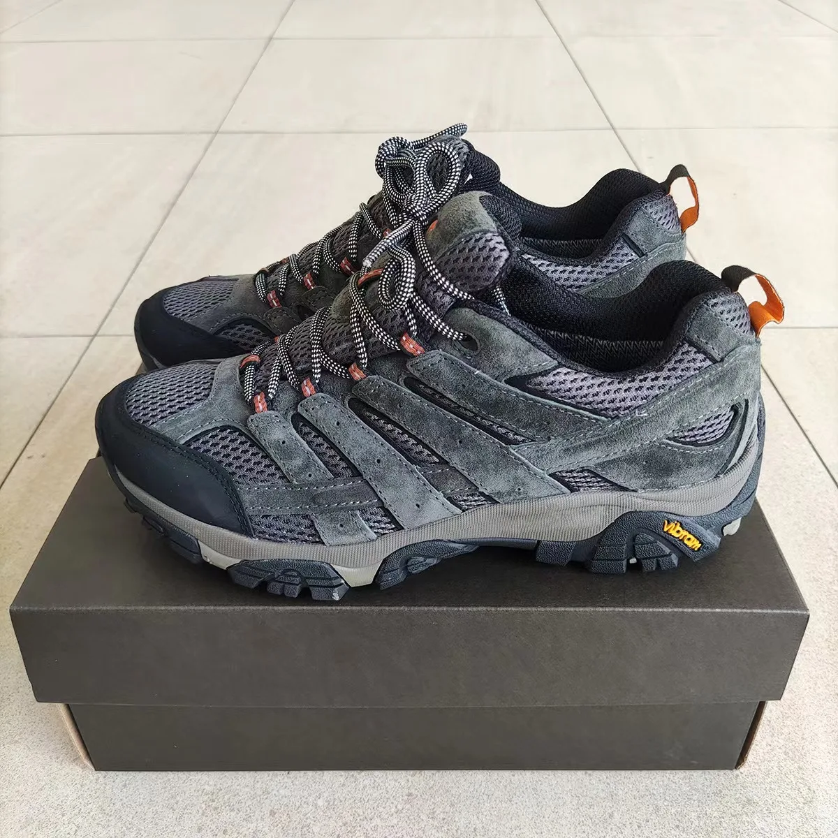 Factory wholesale high quality hot selling New Casual Walking Shoes Breathable Outdoor Mountaineering Shoes hiking shoes