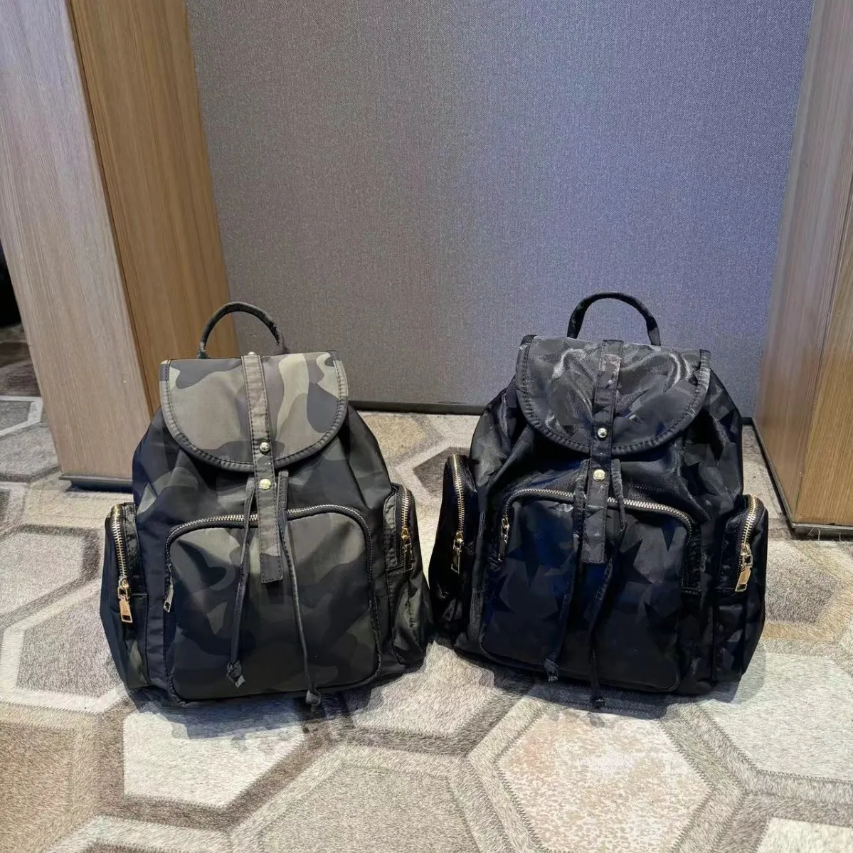Ling Yu Hong Kong-style Casual Nylon Fabric Flip-back Backpack New Versatile Large-capacity Water-resistant Durable Buckle