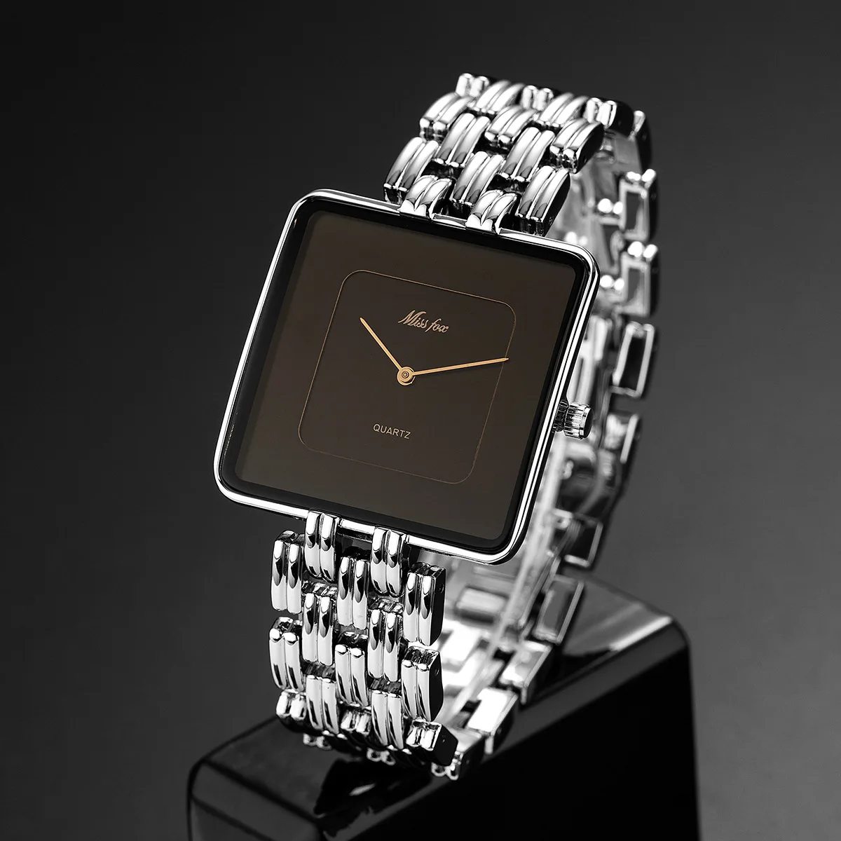 Wako⑅◡̈* Mens Fashion Minimalist Quartz Watch with Analog Display
