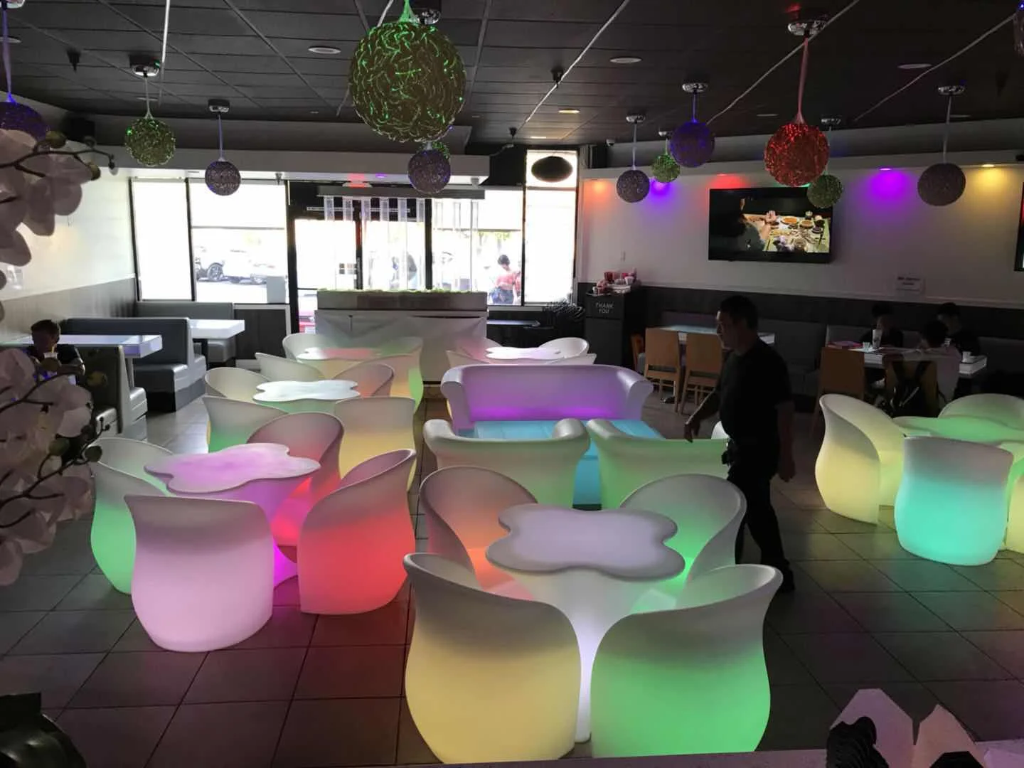 Rechargeable Plastic LED furniture waterproof colorful LED furniture bar 4 chairs & 1 table