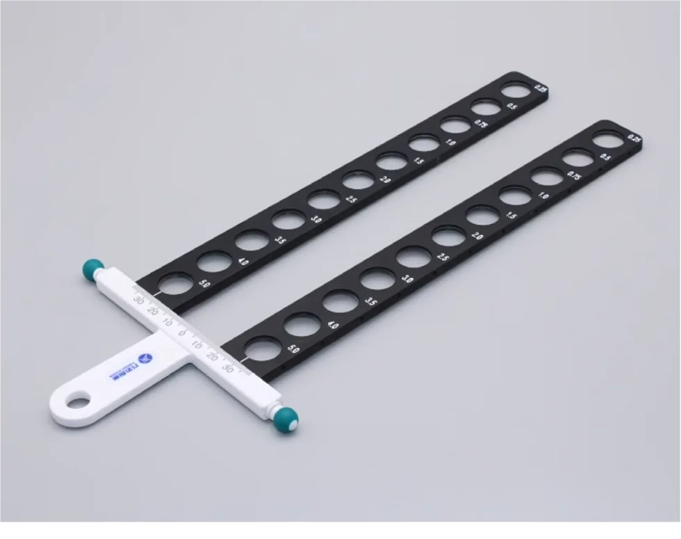 Ophthalmic Flipper Retinoscopy Rack Set - Optometry Tools