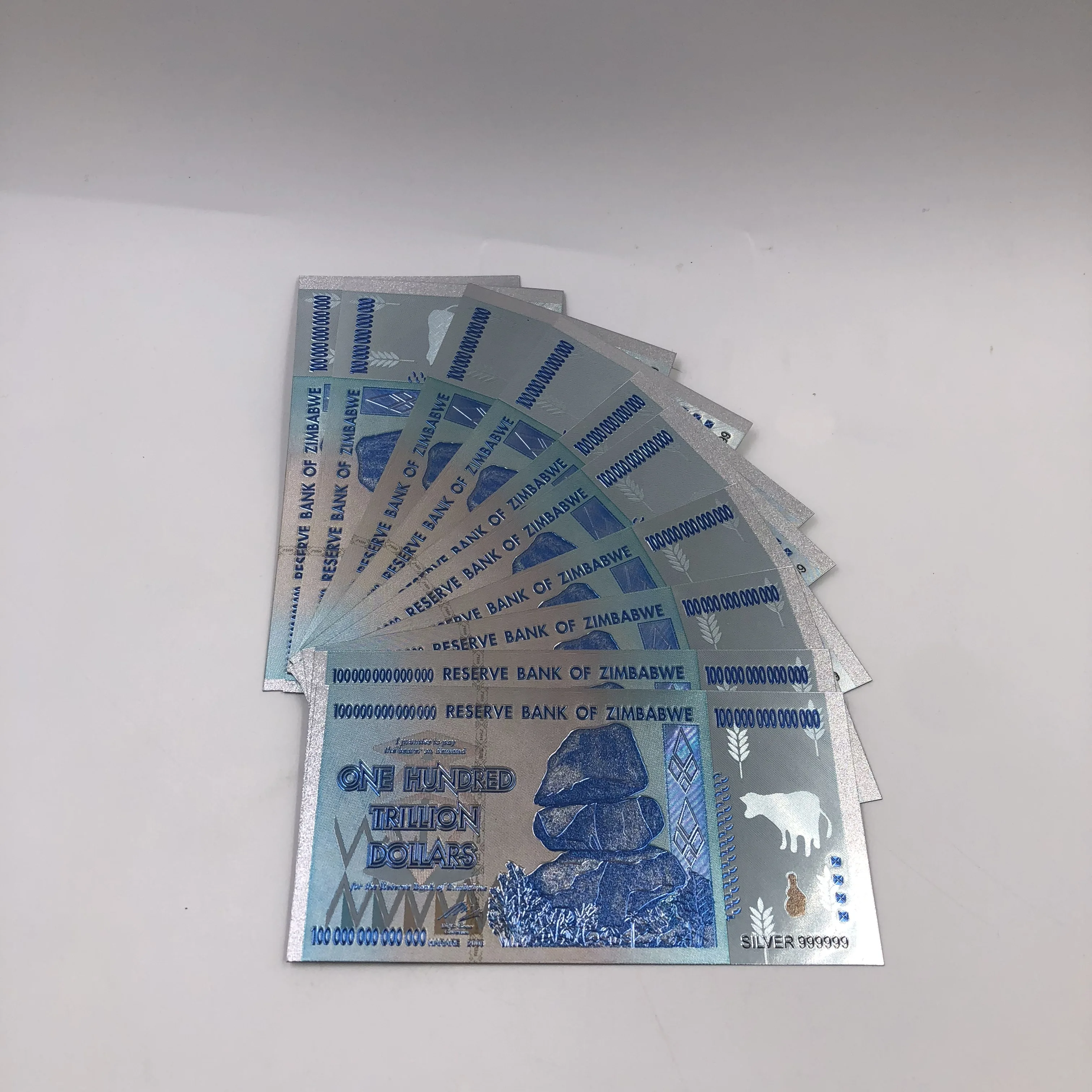 非货币外国津巴布韦100万亿美元纸币金银纸币收藏