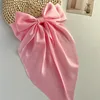 Pinza de cocodrilo rosa