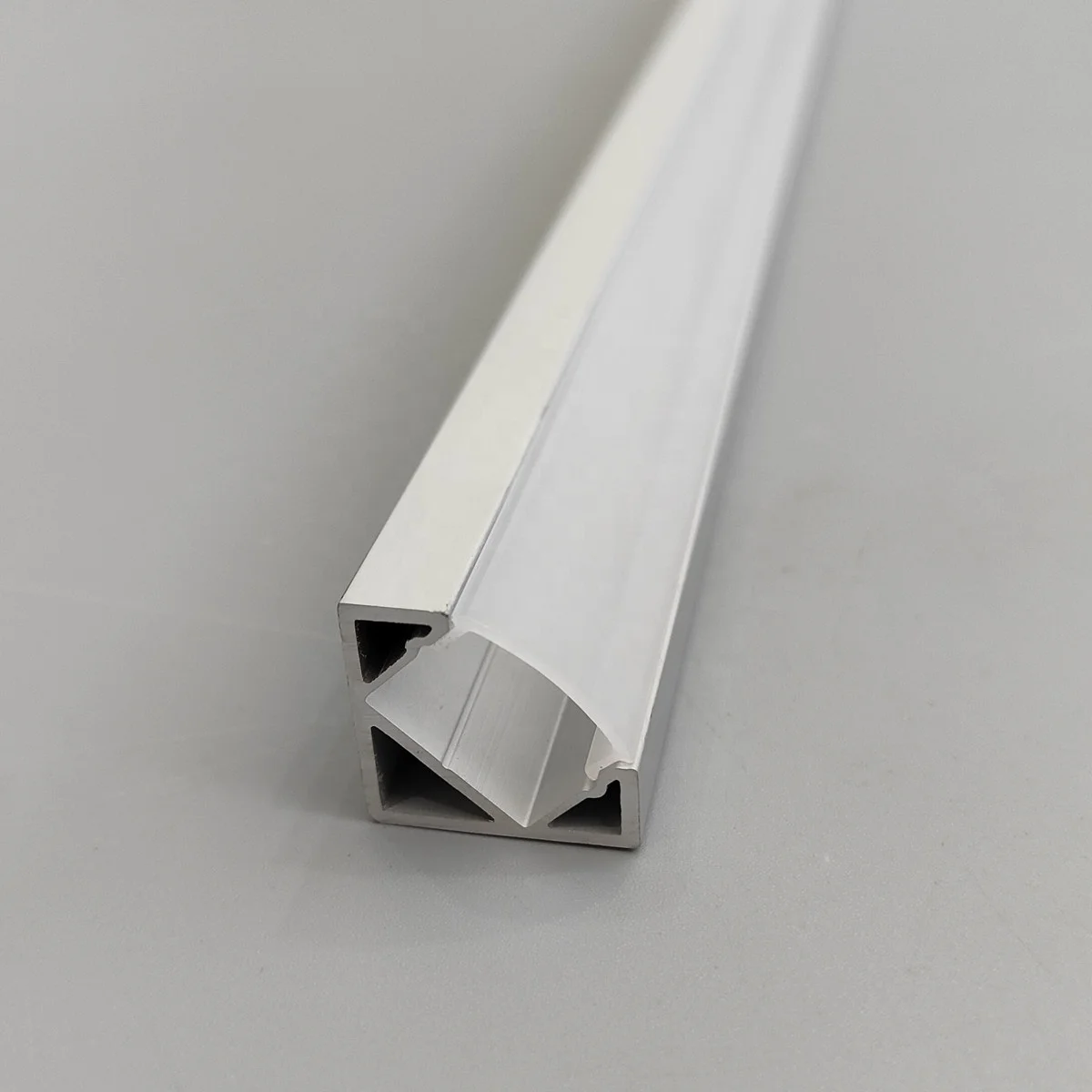 V Shape 10*10MM 16*16MM 18*18MM 30*30MM Corner Led Lighting Profiles 1M 2M 2.5M 3M 4M Aluminum Led Corner Profiles