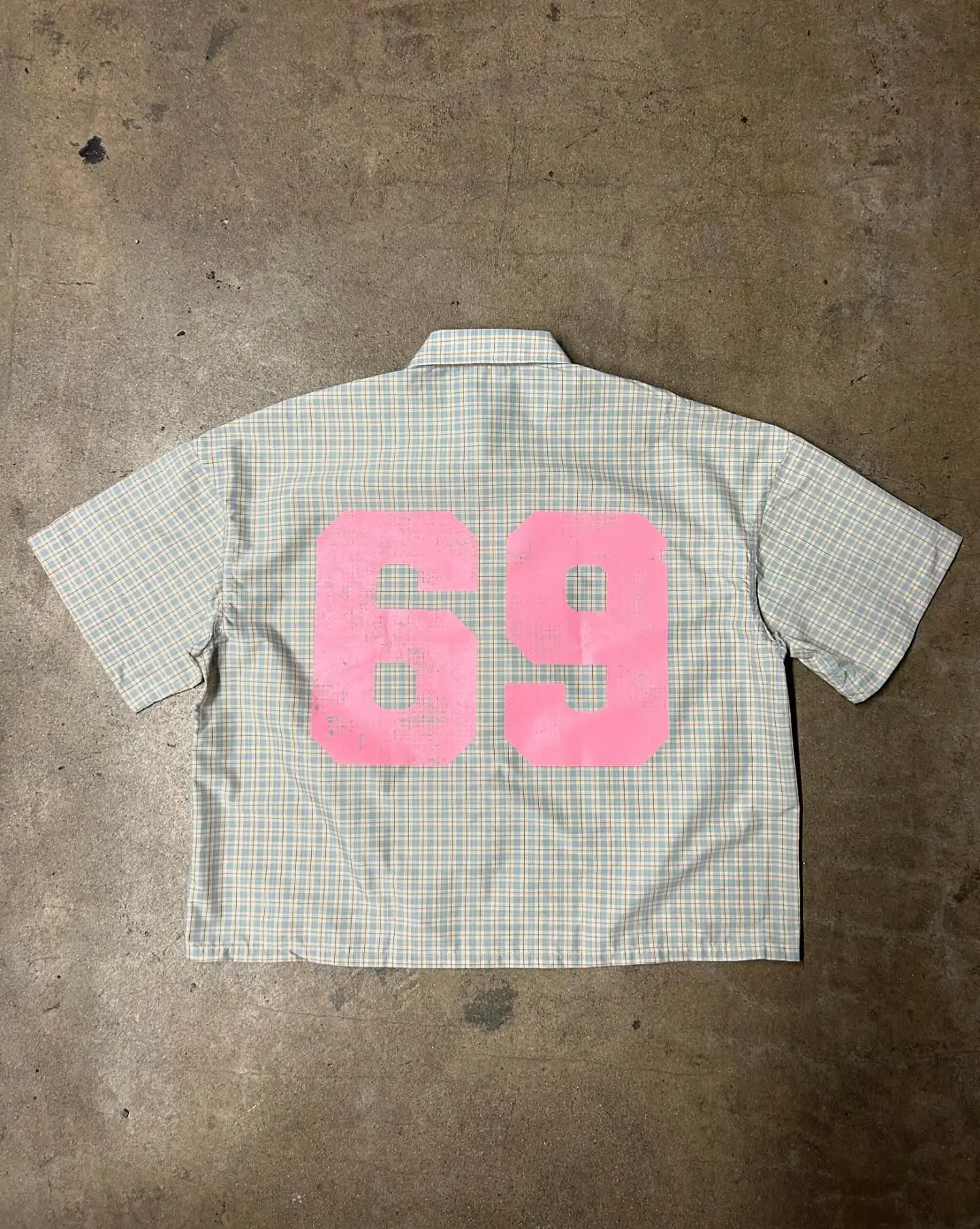 Salati Custom High Quality Unisex T-shirts Print Logo Oversized Down Collar Short Sleeve Button up Plaid Flannel Shirts for Men gallery 3