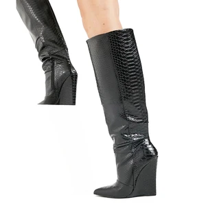 2022 Winter New Arrival Black Crocodile Pattern Boots Wedges Heel Knee High Boots