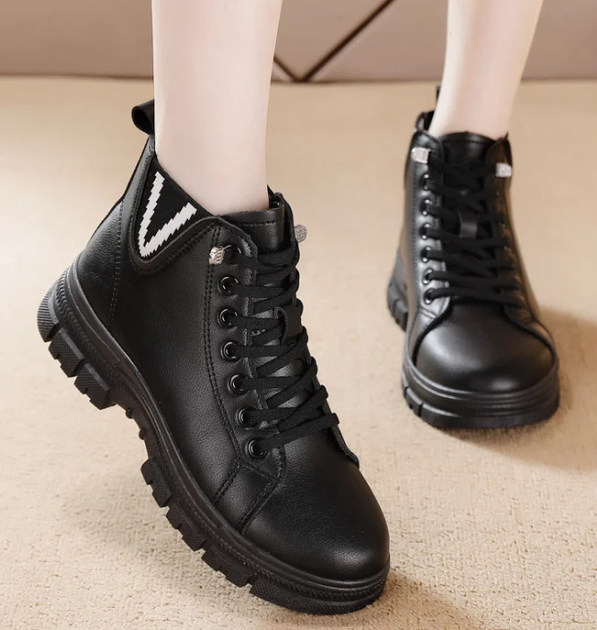 Winter Fashion Luxury Elastic Popular Leather Women Boots Ladies  Thick-Soled Shoes Solid Color Martin Boots - China Walking Style Shoe and  Casual Shoes price