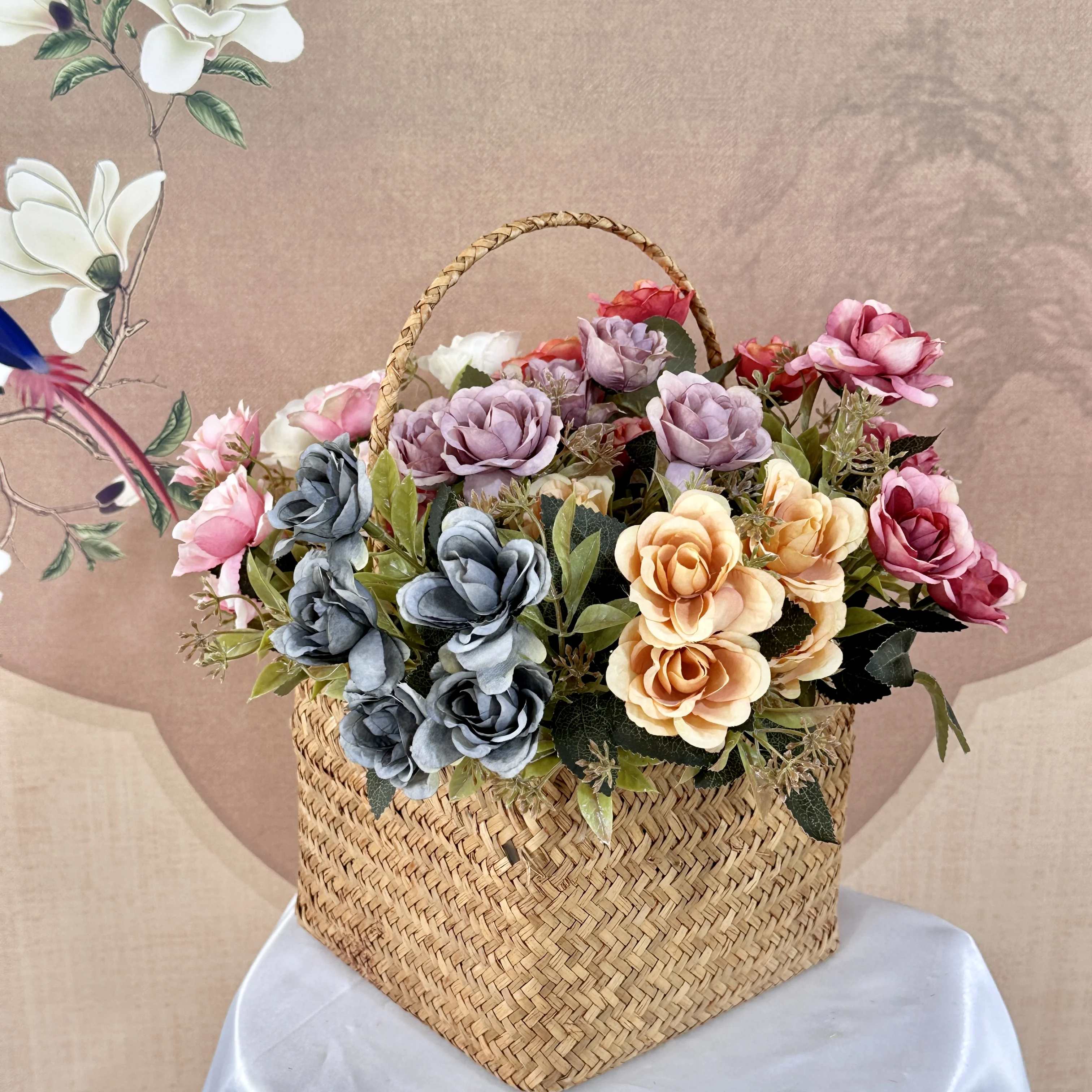 Эле убакта ар кандай бөлүгүнүн үстүнө түштүрүүчү ар кандай түстөөсү бар.