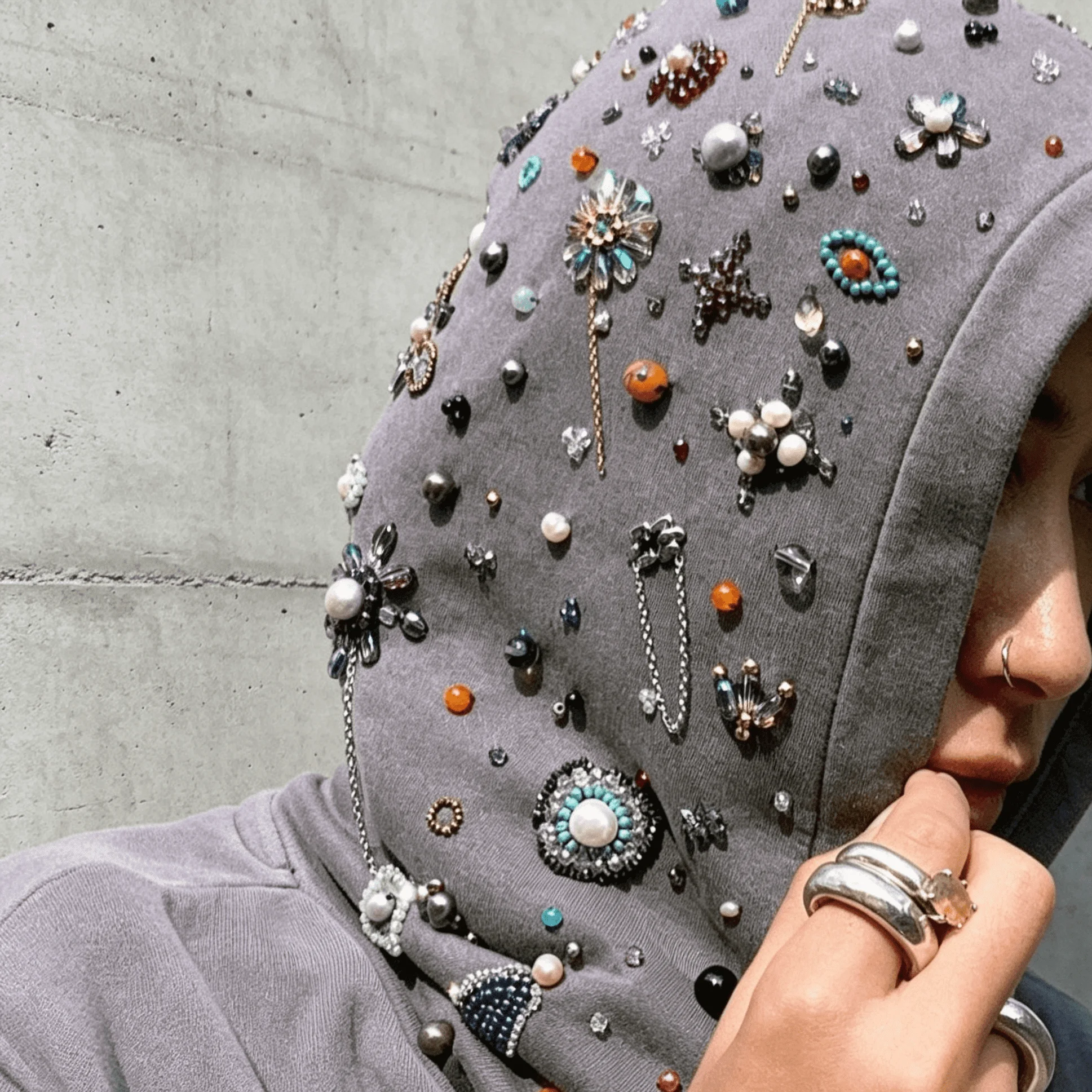 Custom Vintage Enzyme Wash Acid Wash Print Hand Airbrush Rhinestone Men Boxy Fit 420GSM Crystal Bling Streetwear Hoodie gallery 3