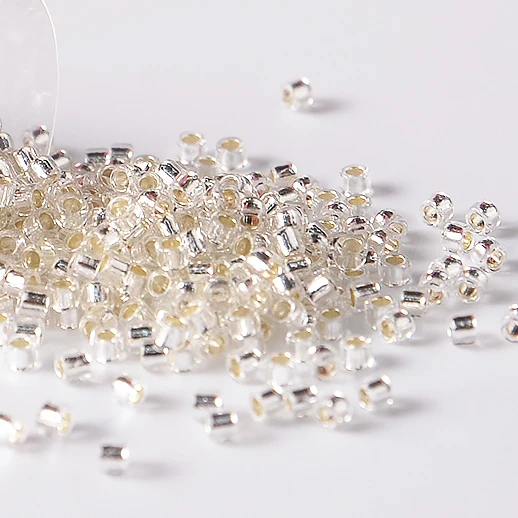 11/0 Toho Rocailles Seed Beads - Versatile Embroidery Options