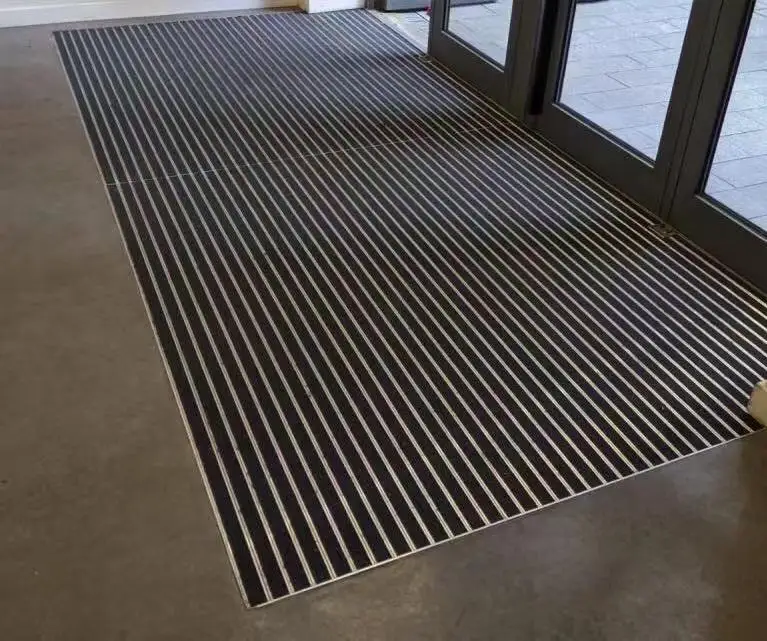 Irregular Shape Exterior Decorative Metal Entrance Matting Extruded 