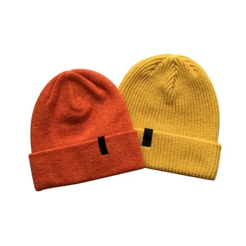 Custom Logo Winter Warm Bright Yellow Knit Beanie Hat With Black Label Knitting Hat