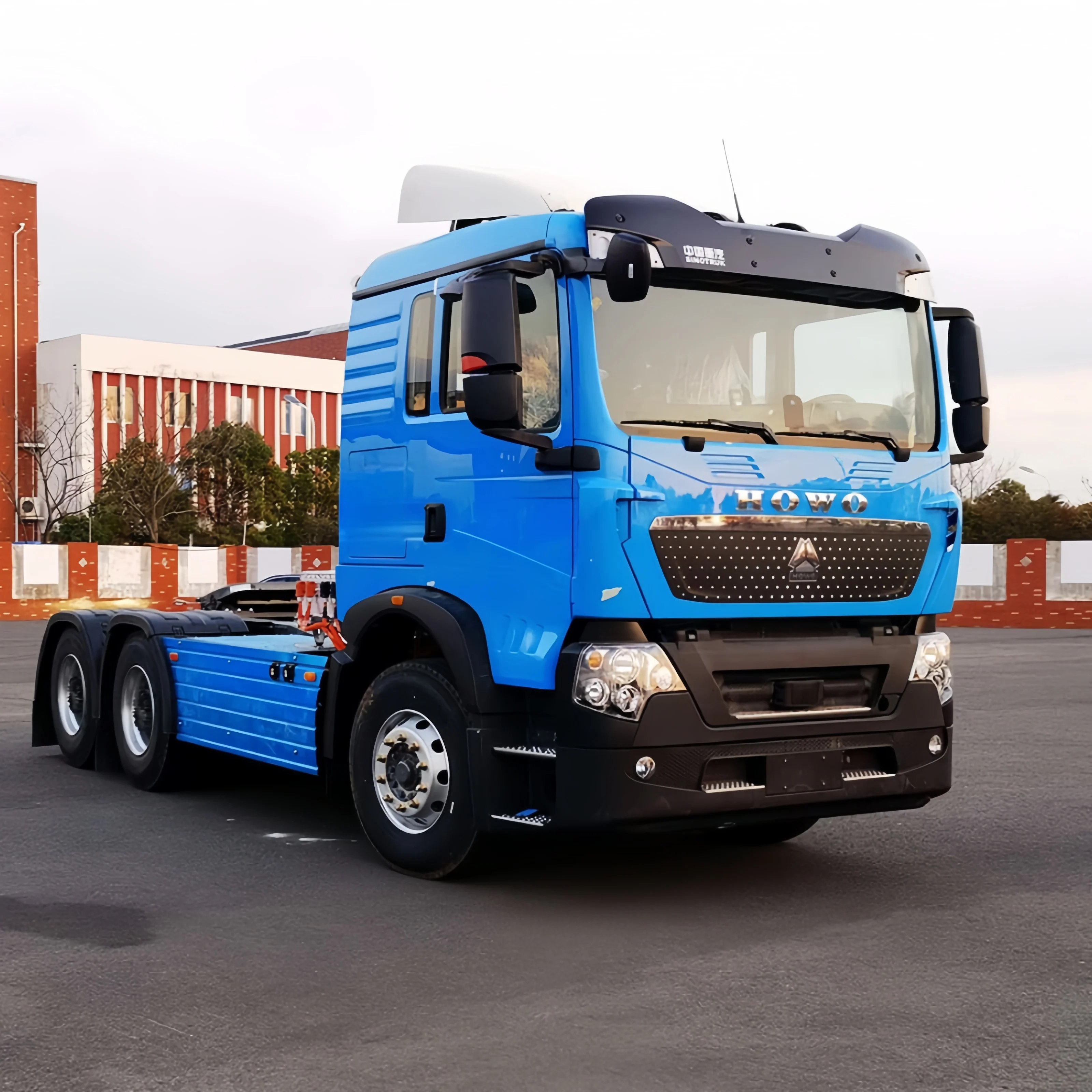 E016 CATL 350kwh Battery 6X4 HOWO EV Tractor Truck New Condition High Quality Low Price Fast Gear Box Automatic Air Suspension