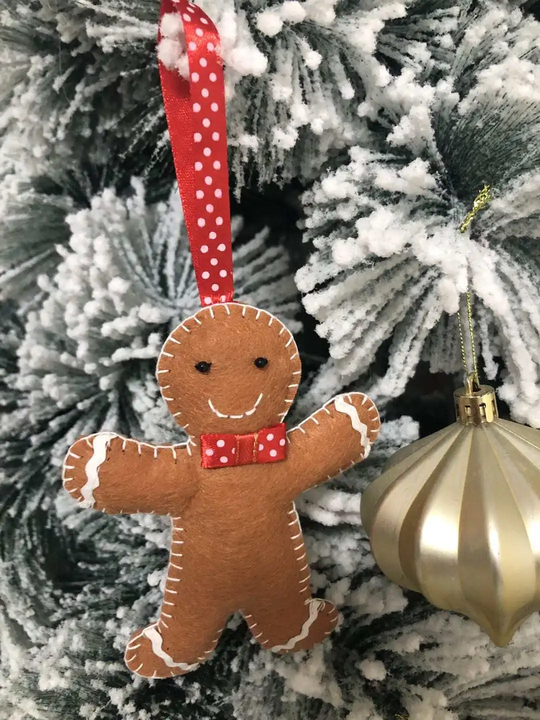 2021 Factory Pattern Felt Fabric Christmas Decoration Gingerbread Man