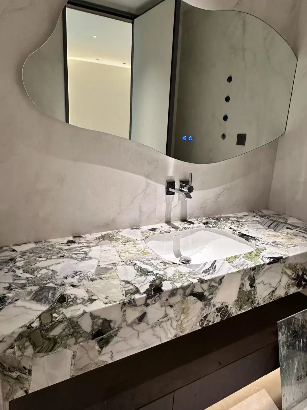 product modern design natural emerald green marble slabs tiles cold jade ice green marble countertop for coffee table hotel-6