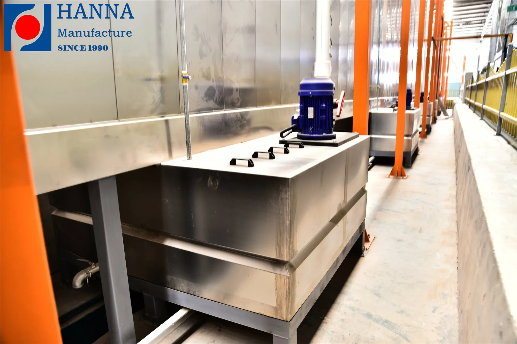 
 Высокоскоростная линия распыления порошкового покрытия с компактной компоновкой  