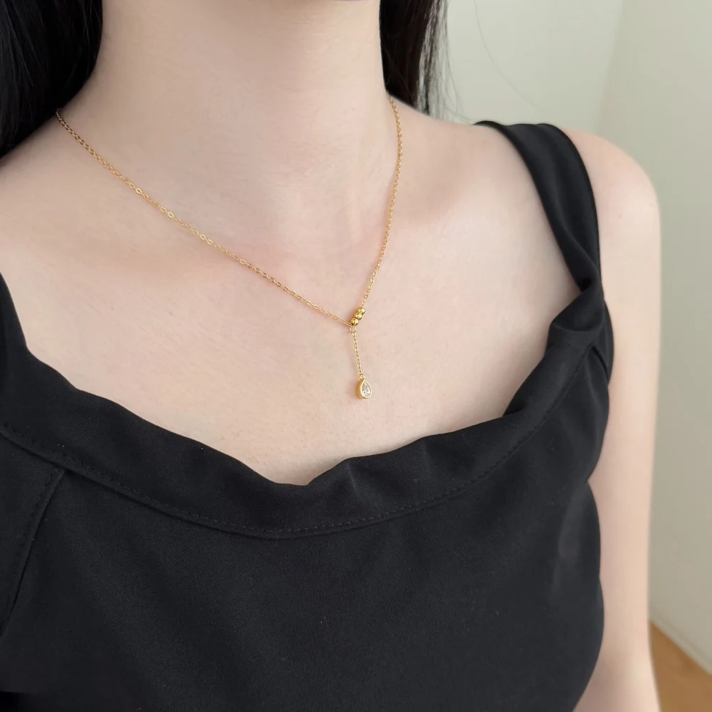 KAKODIY Women's Silver Necklace Fashion Hypoallergenic Teardrop Cubic Zirconia Aesthetic Simple Water Drop Pendant Necklace detail 7
