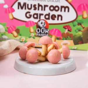 Mushroom-Shaped 74 Gram Sweet Milk Chocolate Biscuit Solid Cartoon Pattern Favor with Strawberry Flavored