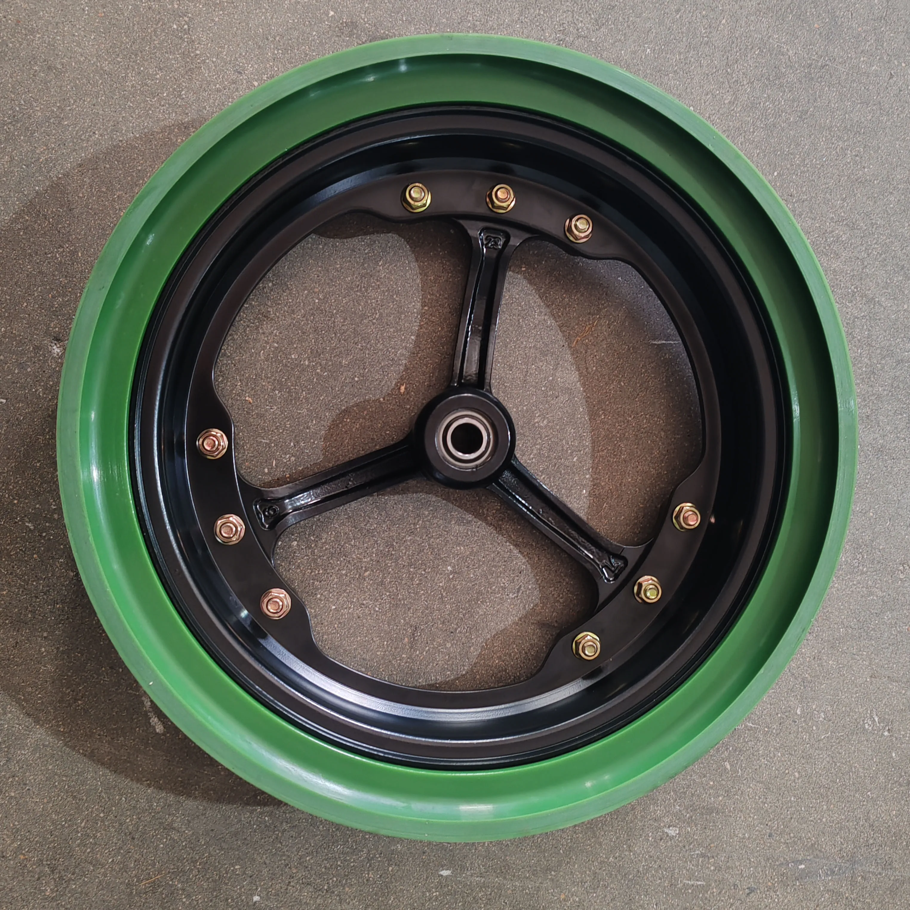 Huichao 3" John Deer 60/90 Series Planter Polyurethane Tire Spoked Gauge Wheels Assembly with 1 Year Warranty