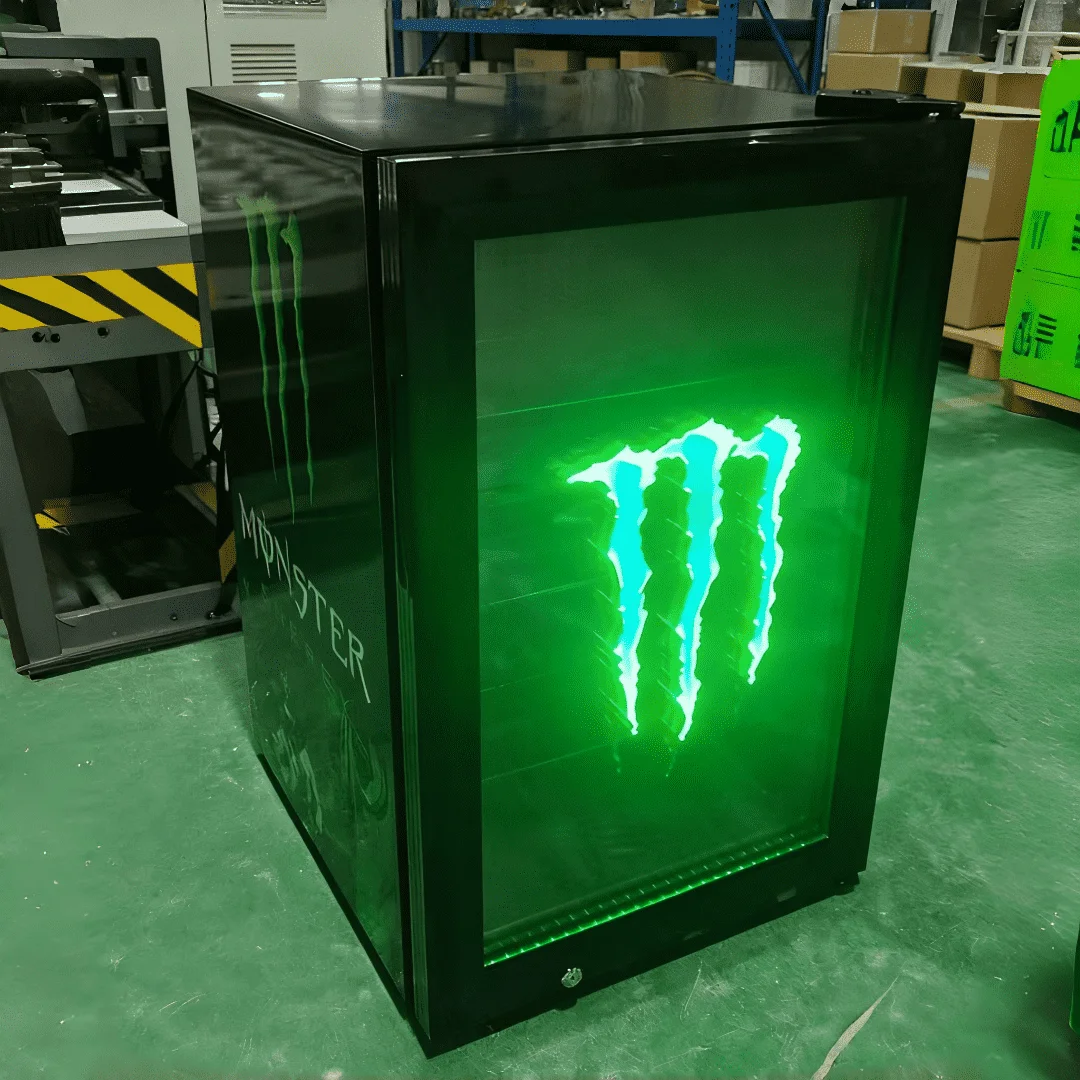 業務用エナジードリンク陳列クーラー、カスタムLEDロゴ付き、ガラス扉
