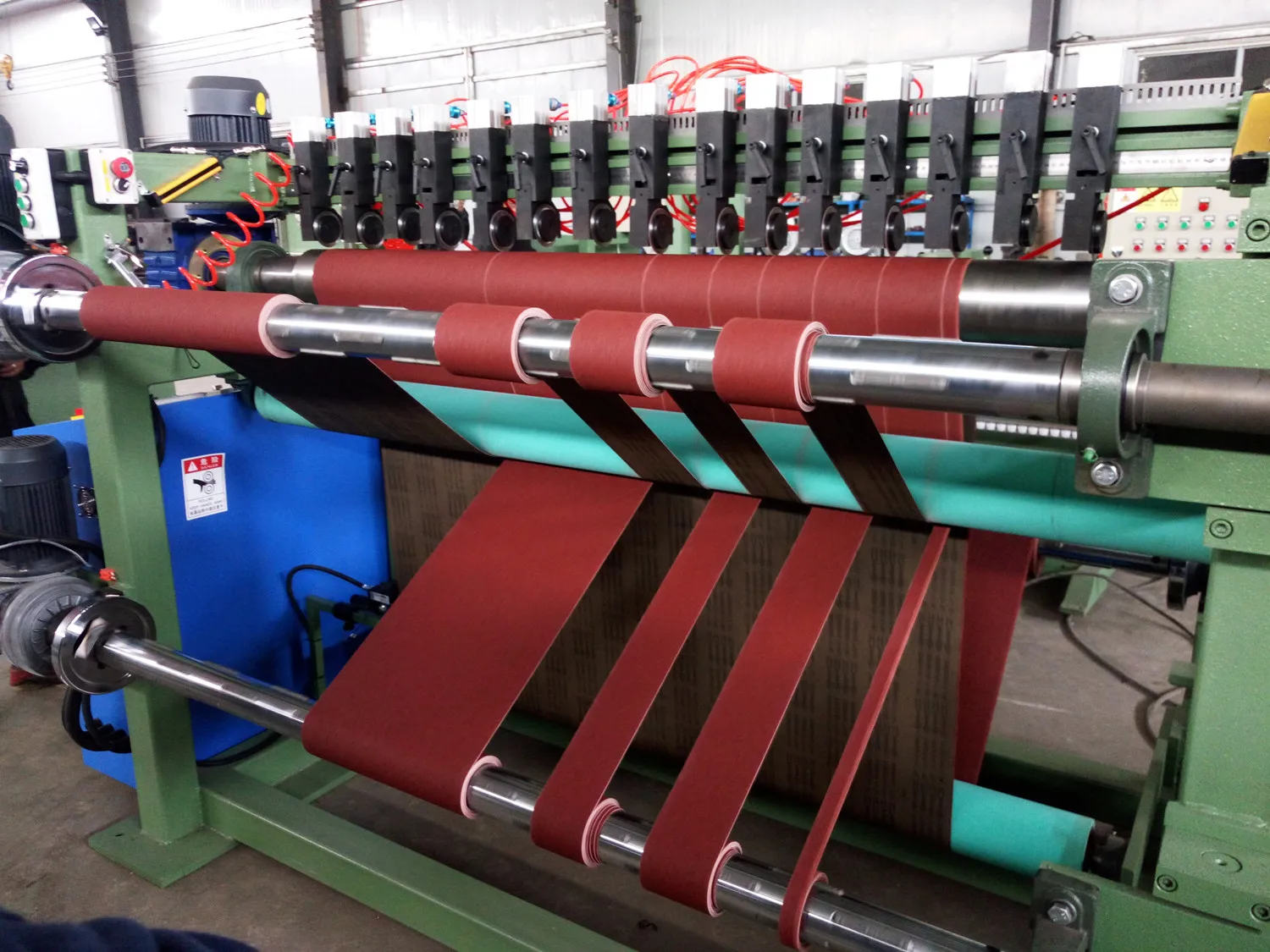 Full Automatic Abrasive Jumbo Roll Slitting Machine Abrasive Belt Slitter For Making Abrasive