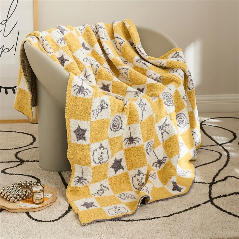 Halloween knitted blanket is fun and quirky with a great atmosphere for home decoration wsjly supplier