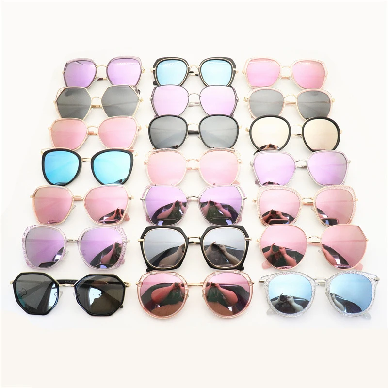 Assorted Women’s Sunglasses Collection FASHION ASSORTED COLORS SUNGLASSES – Wholesalefashiontrends.com main image 4