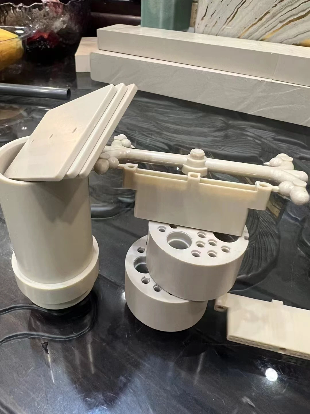 Molan Fine Mechanical Performance Solvay Polyvinylidene Fluoride PVDF Raw Material Price