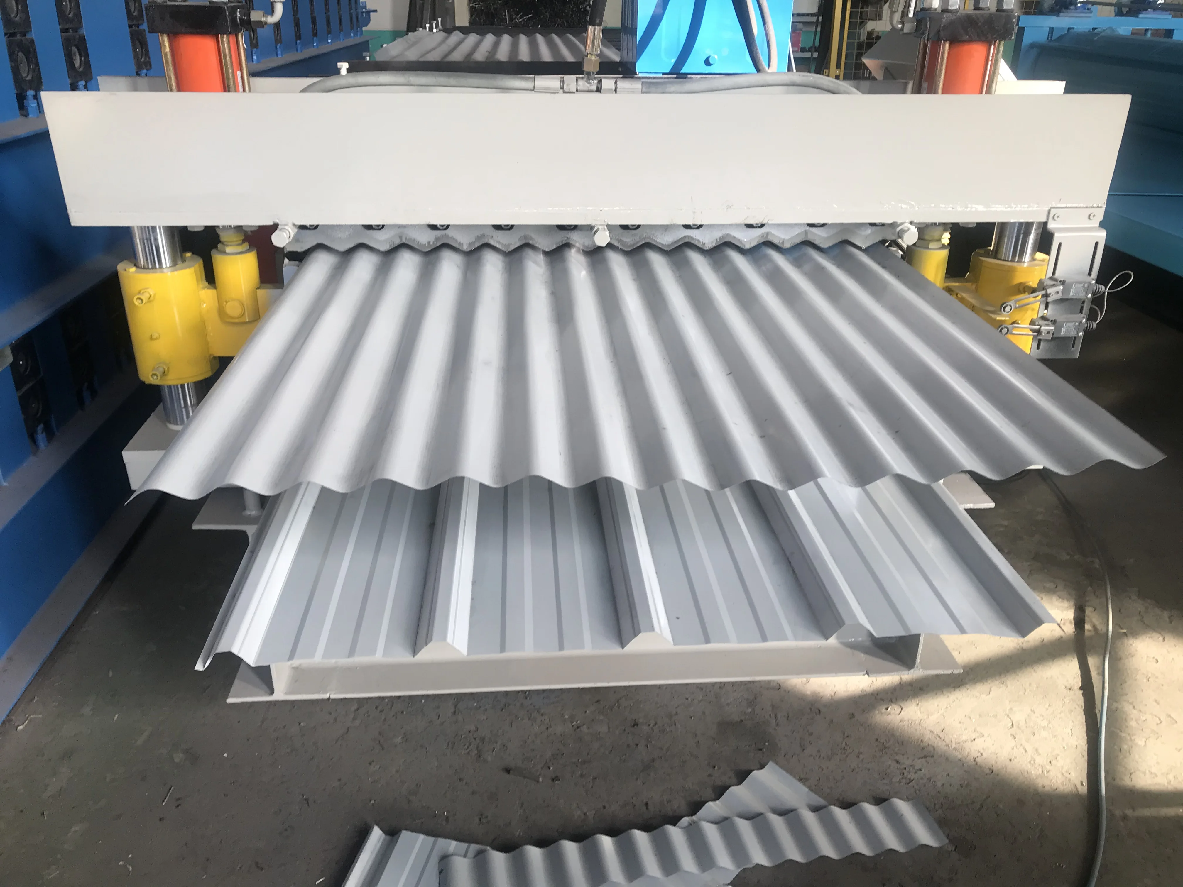 Metal Wall Cladding Siding Roof Panels Double Layers Roll Forming ...