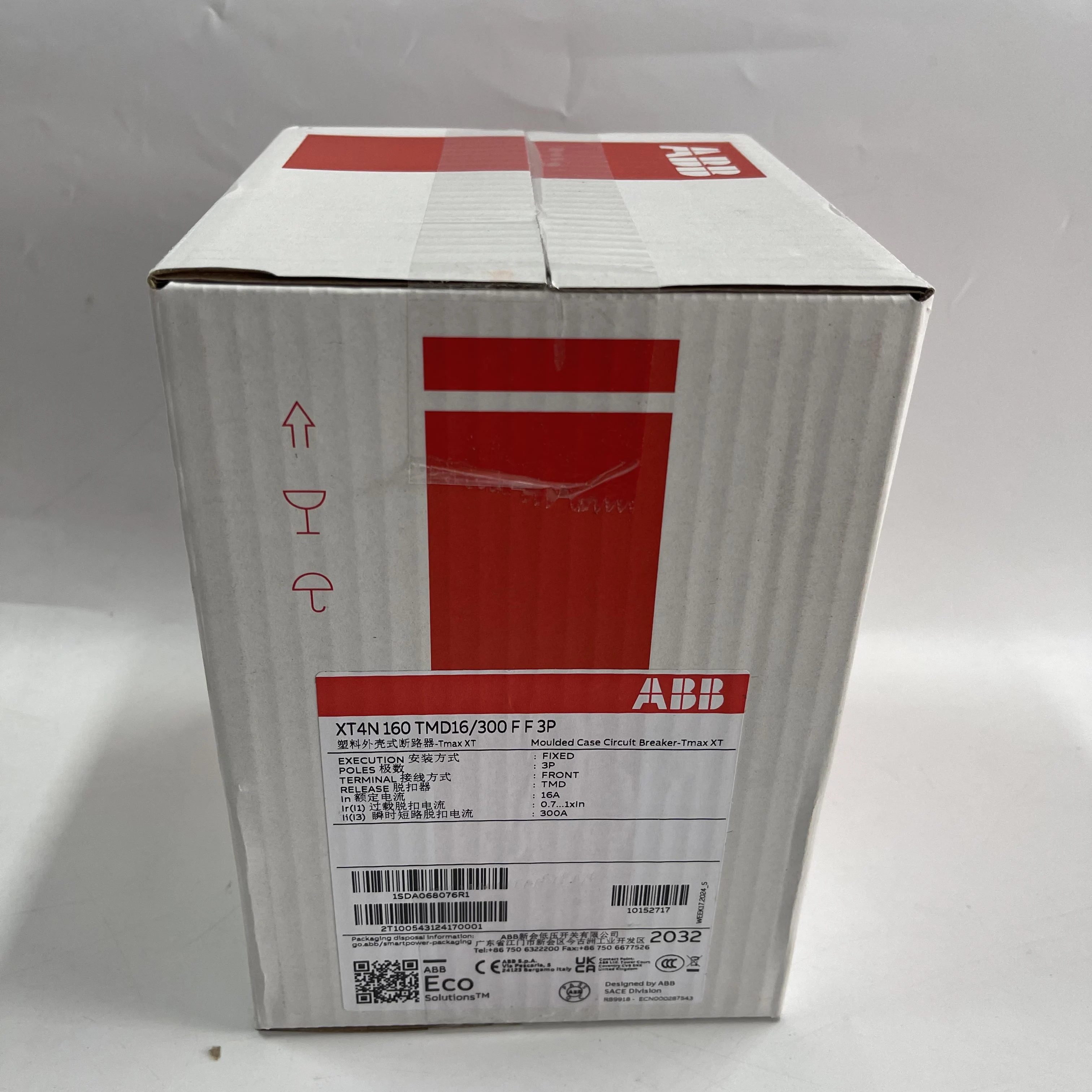 ABB Molded Case Circuit Breaker XT4N 160 TMD16/300 F F 3P