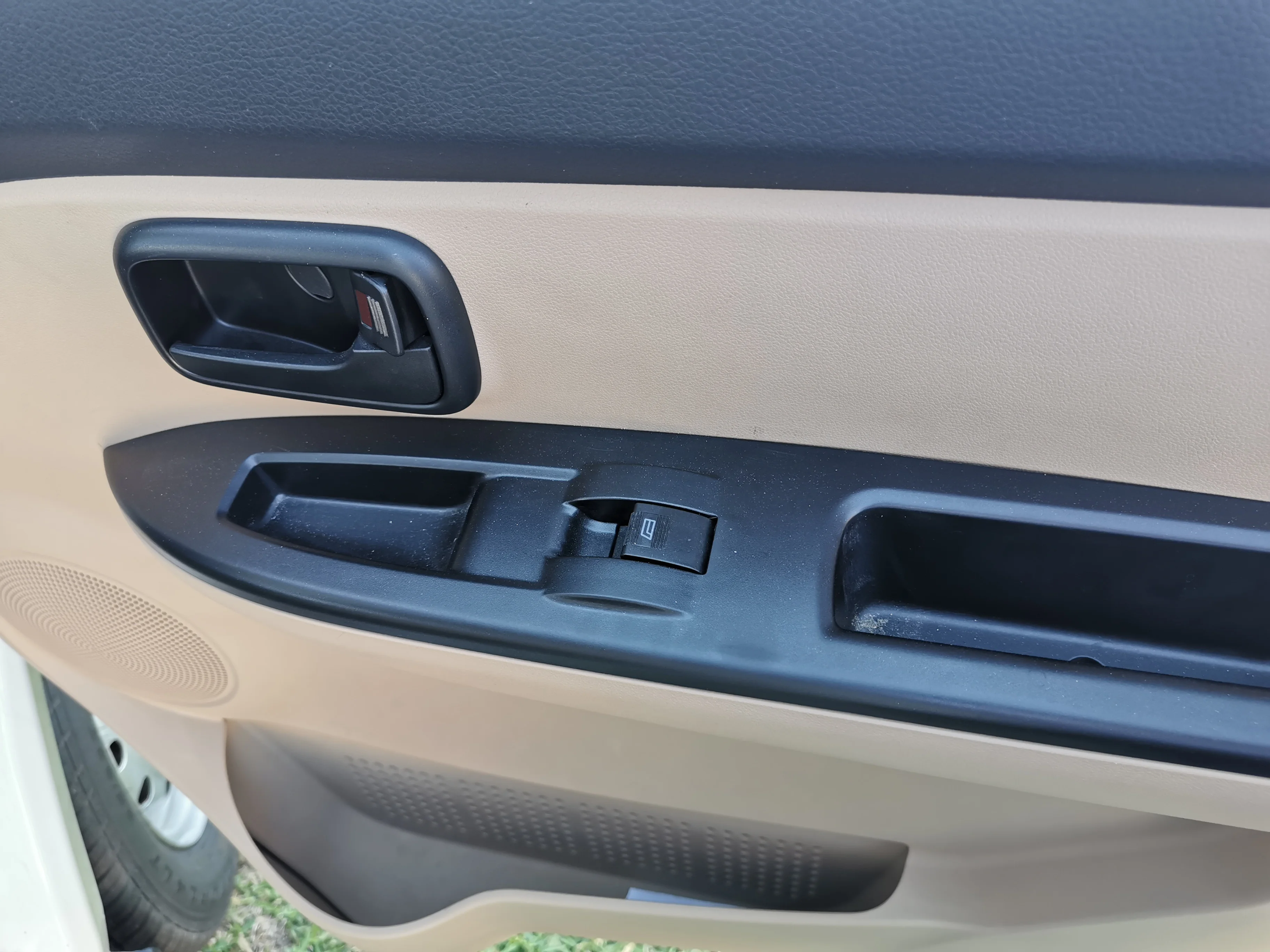 
Лидер продаж, 8-11местный минивэн FOTON с бензиновым двигателем 1500 куб. См 