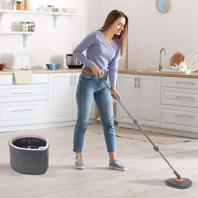 Чистящие средства швабра с самоотделяемой и грязной водяной шваброй ведром вращающейся