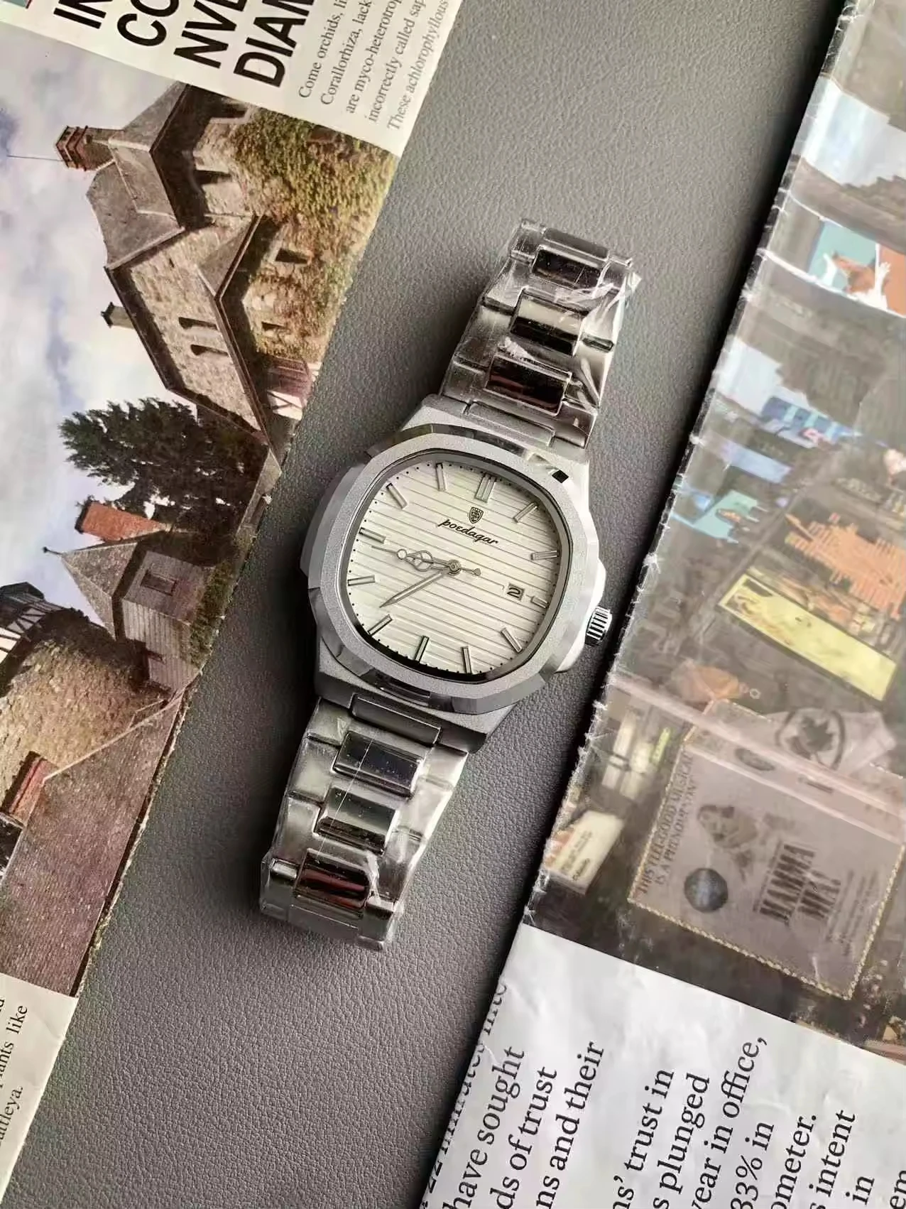 Poedagar  613 Business Alloy Korean Fashion Watch Men Luxury Casual Quartz Calendar Lumi aperçu 3