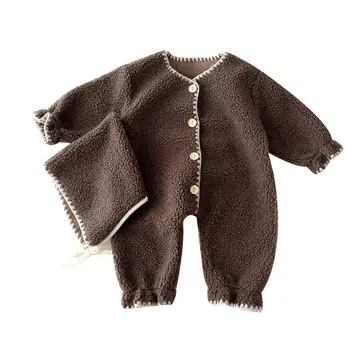 2024 new baby onesie autumn and winter with cashmere warm clothing foreign style baby baby out crawling clothes to send hats