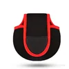 Noir avec bordure rouge