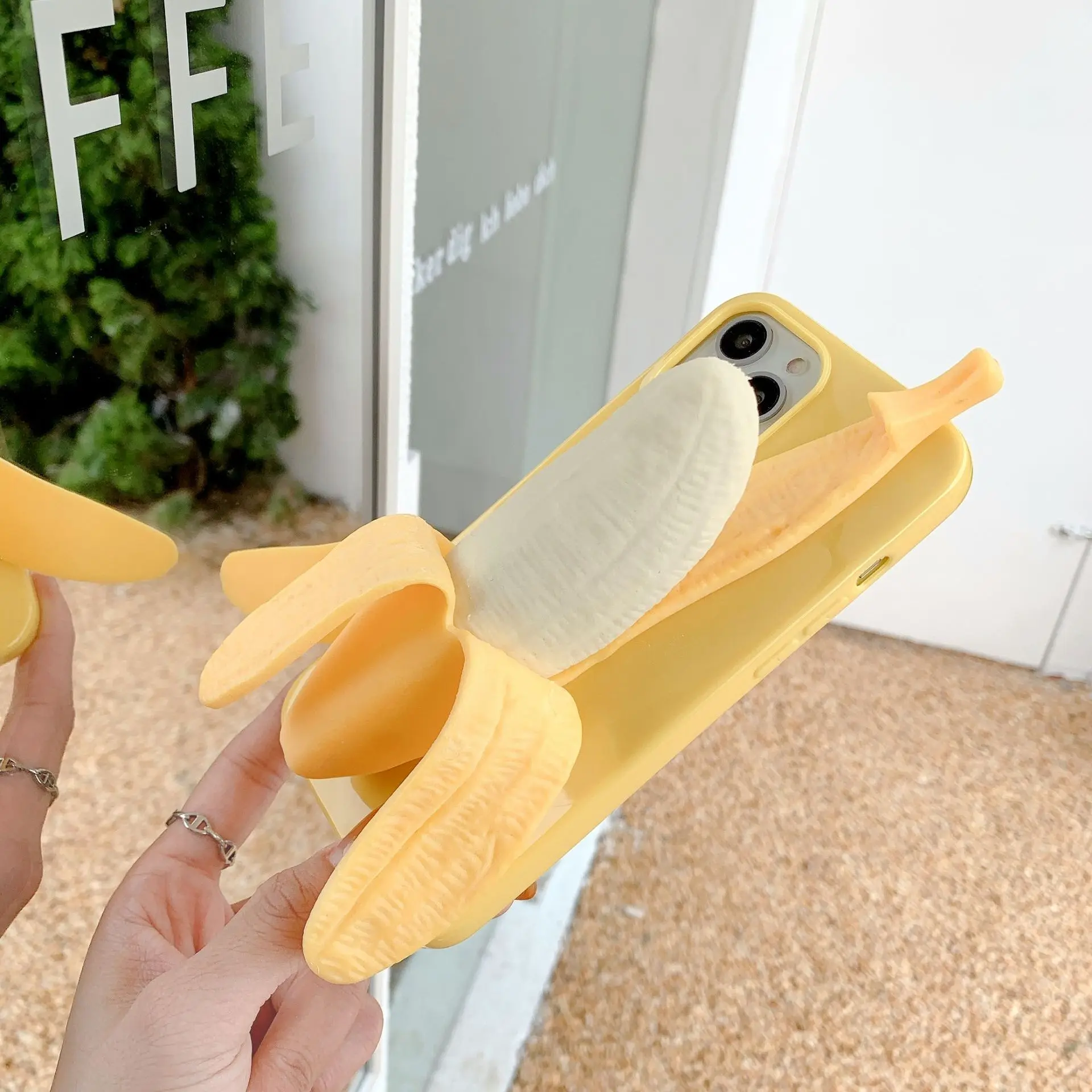 2022 Soft Designer stereo simulation decompression banana fruit phone case fidget tpu phone case