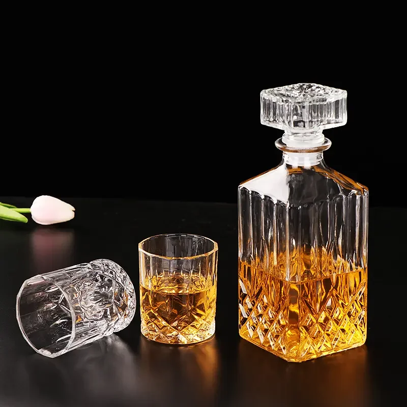 Custom Square 100ml 250ml 300ml 375ml 500ml  Wine Champagne Liquor XO Empty Glass Bottle