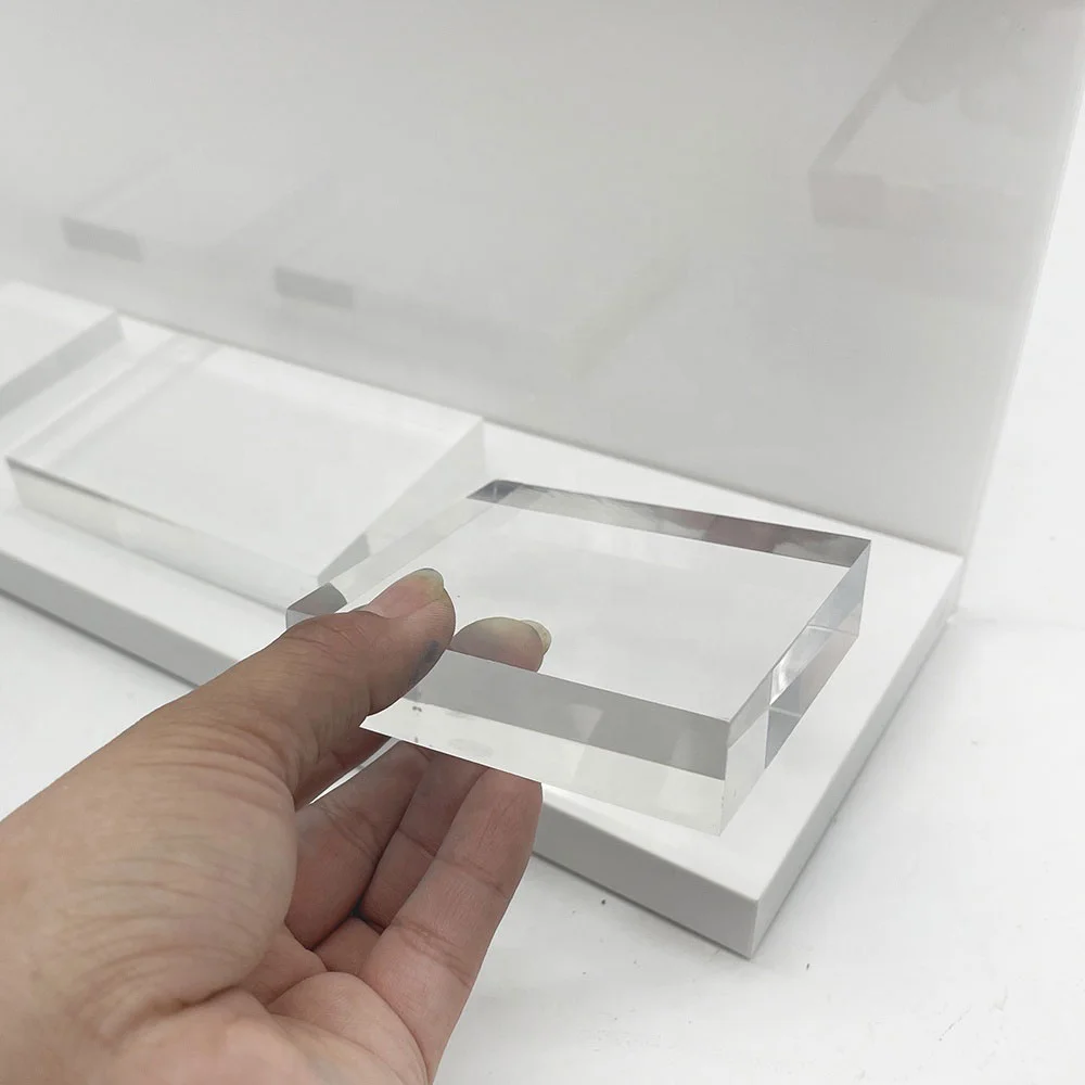 RAY YI Custom Counter Top Display Cosmetic Perfume Essential Oil LED Acrylic Light Display Stand for Shop