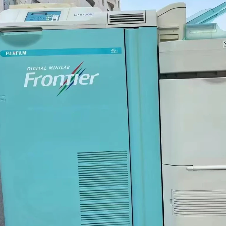 Used Fujifilm Frontier 570R Digital Minilab Photo Printer