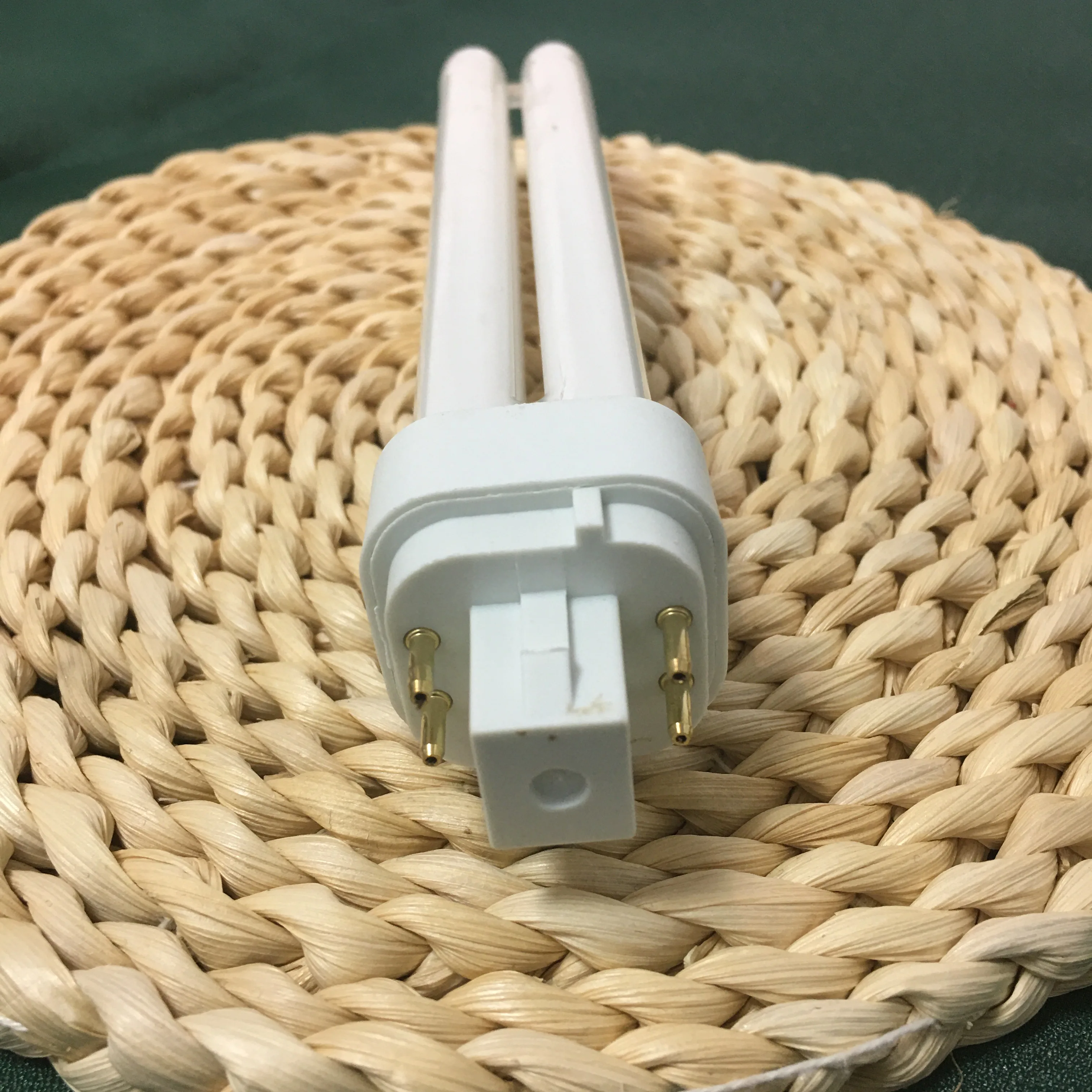 Promotional Various Durable Using 13W 6400K Widely Used Universal Fluorescent Energy-Saving Lamp