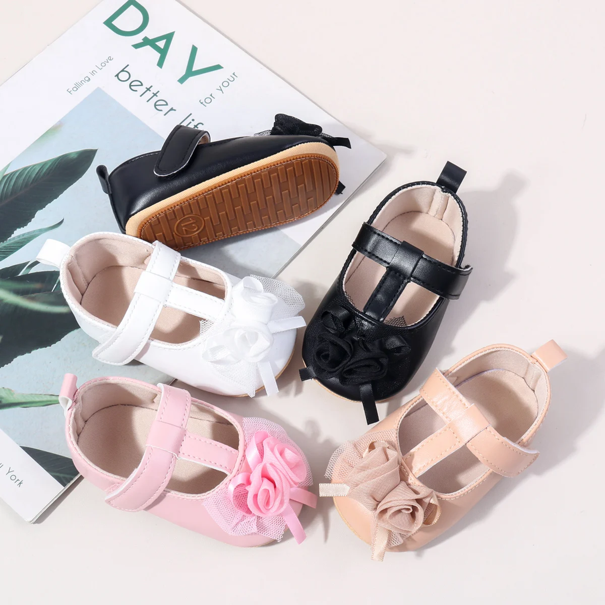 Hot Selling Soft PU Leather T-bar Design Newborn Infant Toddler Girls Shoes Prewalker First Walking Shoes manufacture