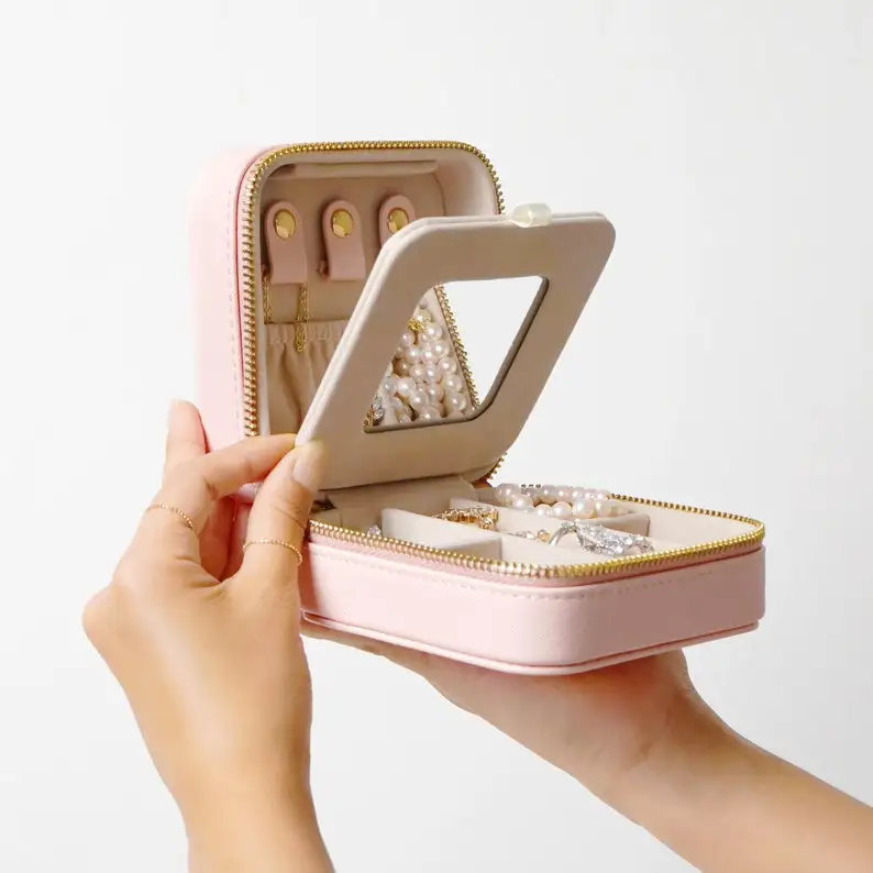 Fadeli Hot Sale Women Girls Earrings Ear Stud Box Organizer Portable Jewelry Storage Case PU Leather Small Travel Jewelry Boxes